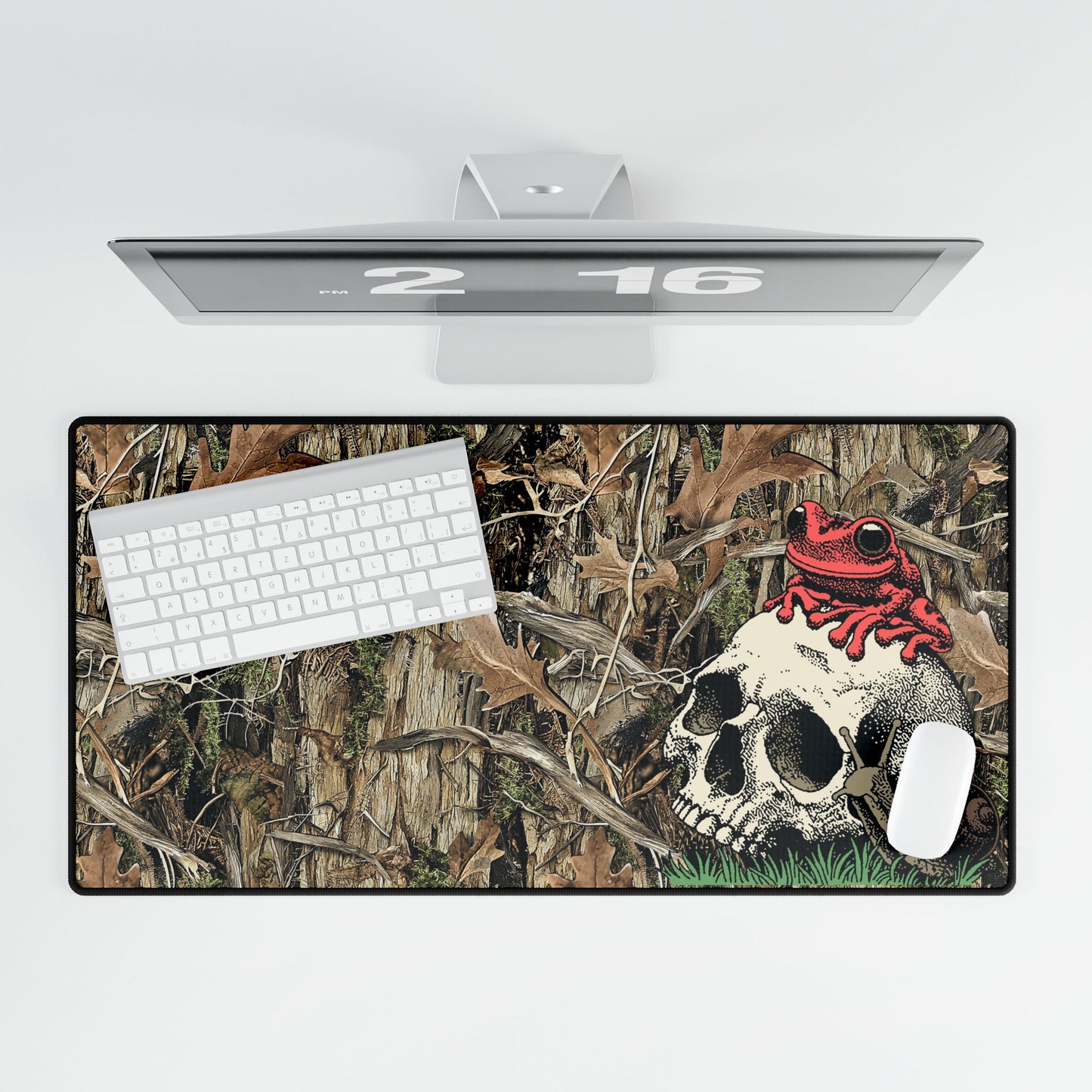 Red Froggo Hunter Camo Desk Mat